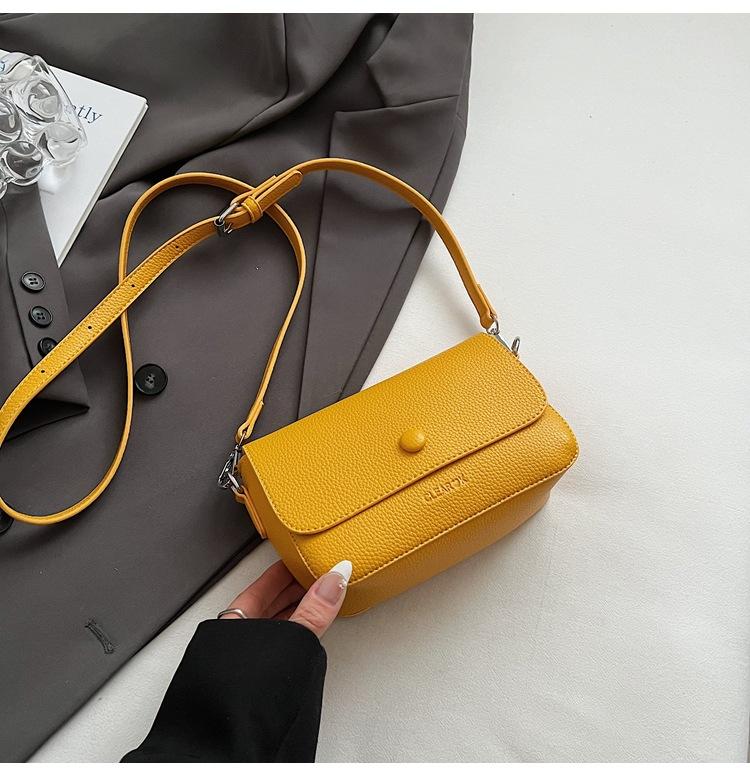 

2025 весна новая мода женская нишевая дизайнерская сумка через плечо универсальная корейская высококачественная текстурированная сумка-мессенджер