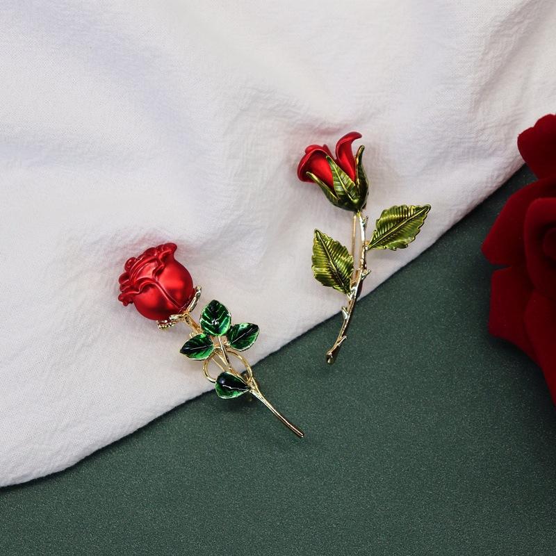 The Little Prince's Rose Brooch, High-end Retro Pin, Men's and Women's Trendy Temperament Versatile Suit with Accessories Gift