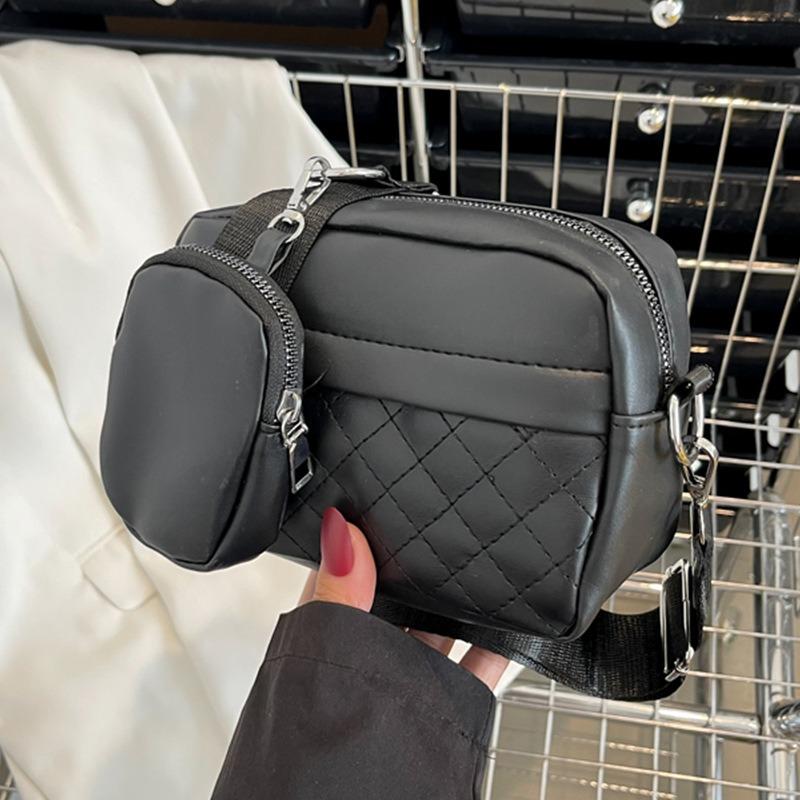 New Women's Shoulder Bag Soft Leather Texture Embroidery Thread Rhombus Messenger Bag Large Capacity Casual Small Square Bag Change Bag