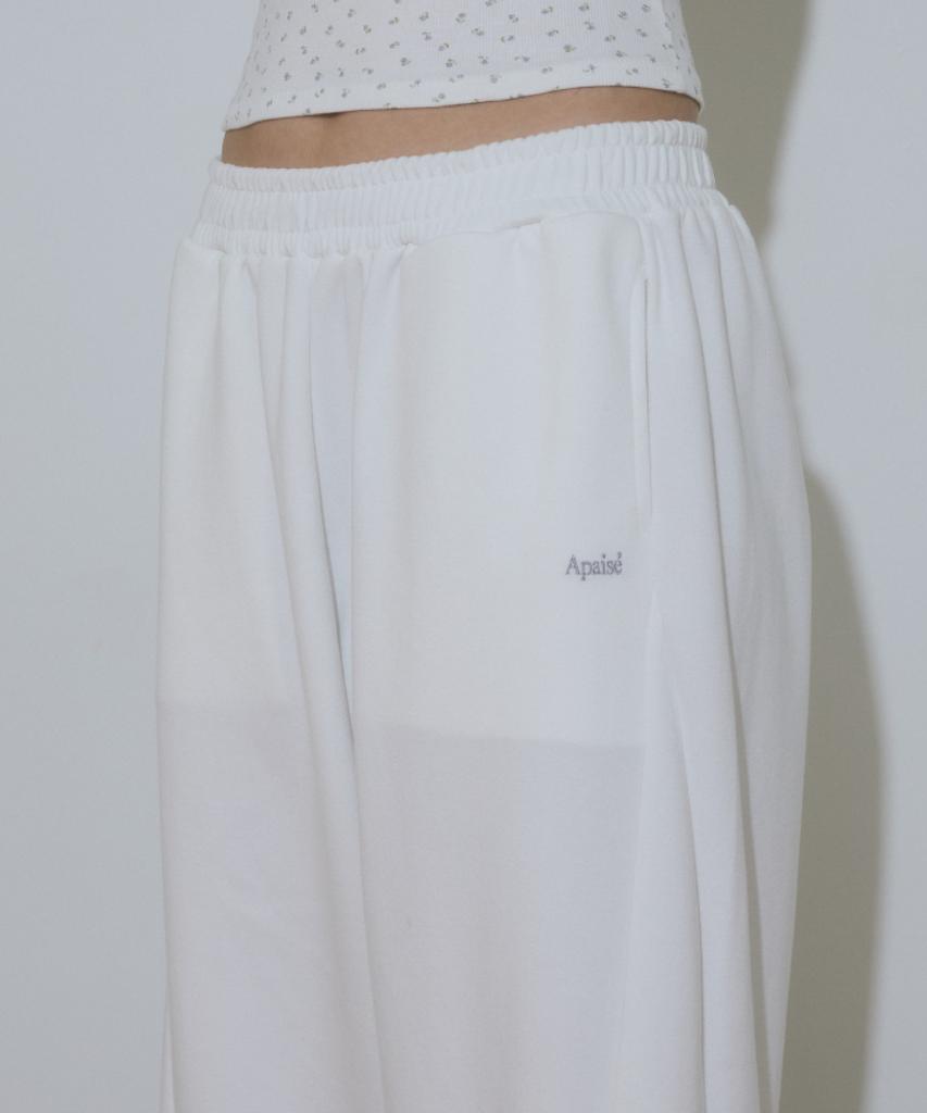 Apeijeu Semi-Curved Cut-Detail Logo Pants(White)