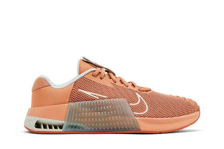 Nike Wmns Metcon 9 'Amber Brown' Sneakers