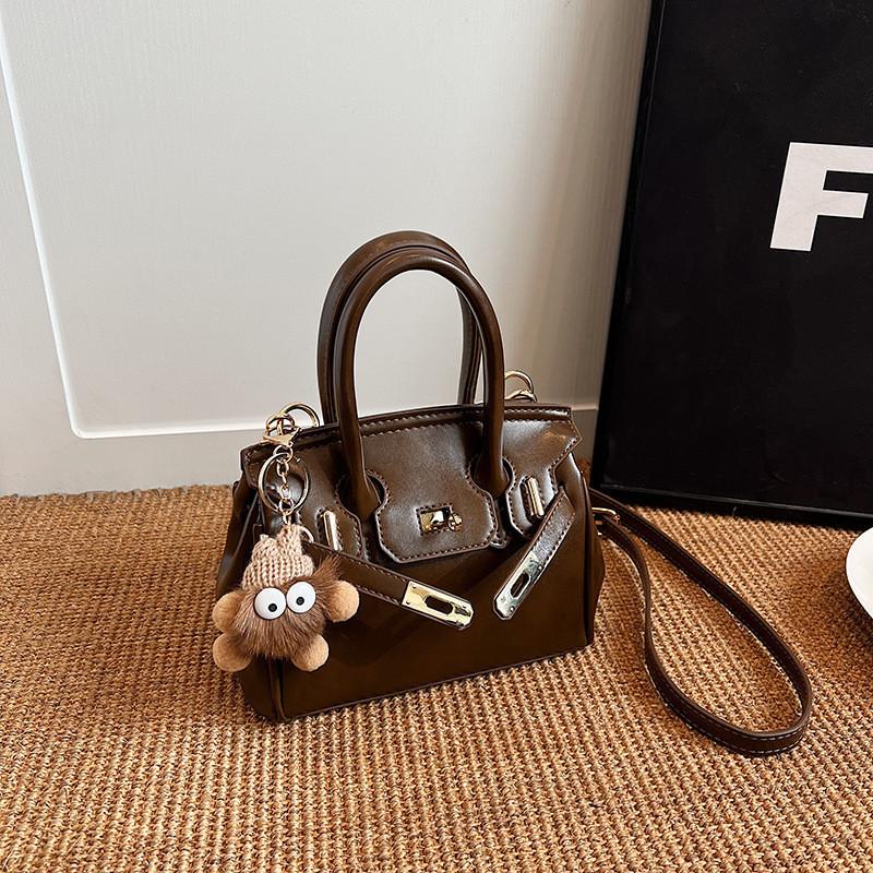 Stylish Small Square Bag With Lock Clasp For Daily Streetwear Trend
