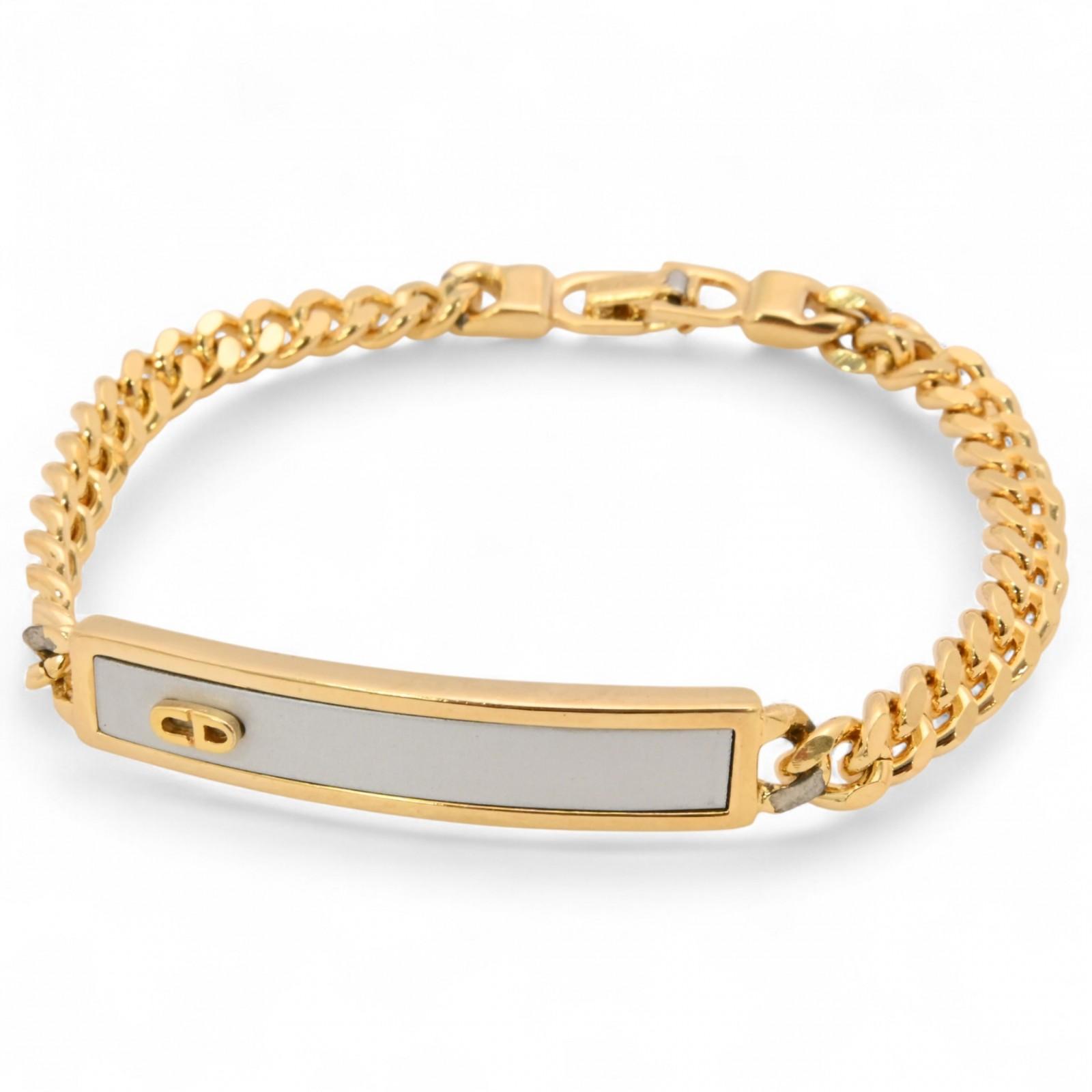 

Auth DIOR CD Logo Plate Bracelet Jewelry Vintage Gold Tone di7810bd