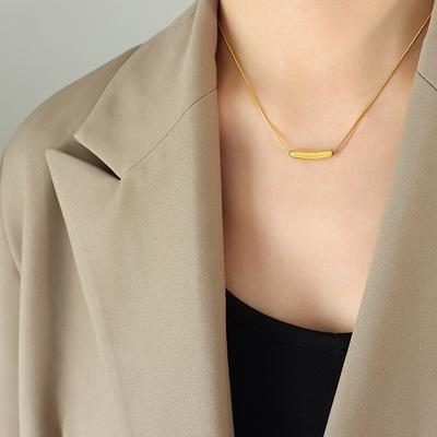 Trendy Personalized Jewelry, Niche Design Smile Necklace, Titanium Steel Gold-Plated Minimalist Collarbone Chain