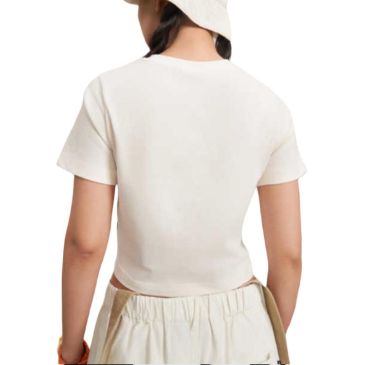 Converse T Shirts Women's White Crew Neck Moderate Straight Fit 10026166-A01