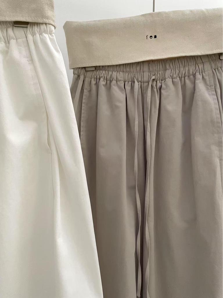 Autumn 2025 Japanese Casual Wide-Leg Elastic Waist Pants for Women - Versatile, Loose, Slimming, and Simple Style.