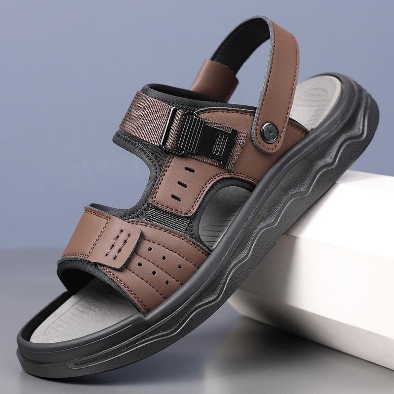 

2025 спортивні круті шльопанці чоловічі пляжні туфлі для вулиці літні шльопанці подвійного призначення нековзні зносостійкі шльопанці легкі 901 44 коричневий