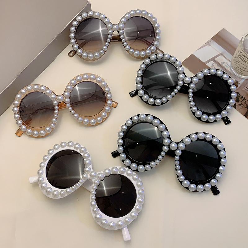 Retro Round Design Shades Women Chic White Pearl Decor Sunglasses Original Brand High Quality Vacation Beach Sun Glasses