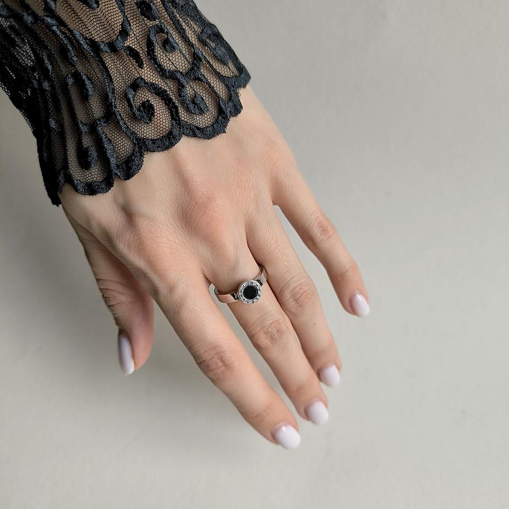 Silberring mit natürlichem Onyx, Gewicht des Artikels 4,4 g (2176237)
