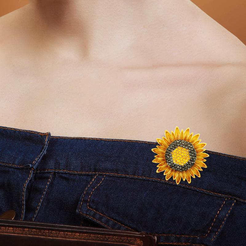 Winning The Championship with Diamond-encrusted Sunflower Brooch, High-end Sunflower Flower Brooch, and Elegant Plant Corsage