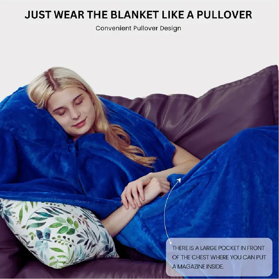 Women's Autumn and Winter Warm Car Air Conditioning Blanket with Pillow Solid Soft and Comfortable Flannel Robe