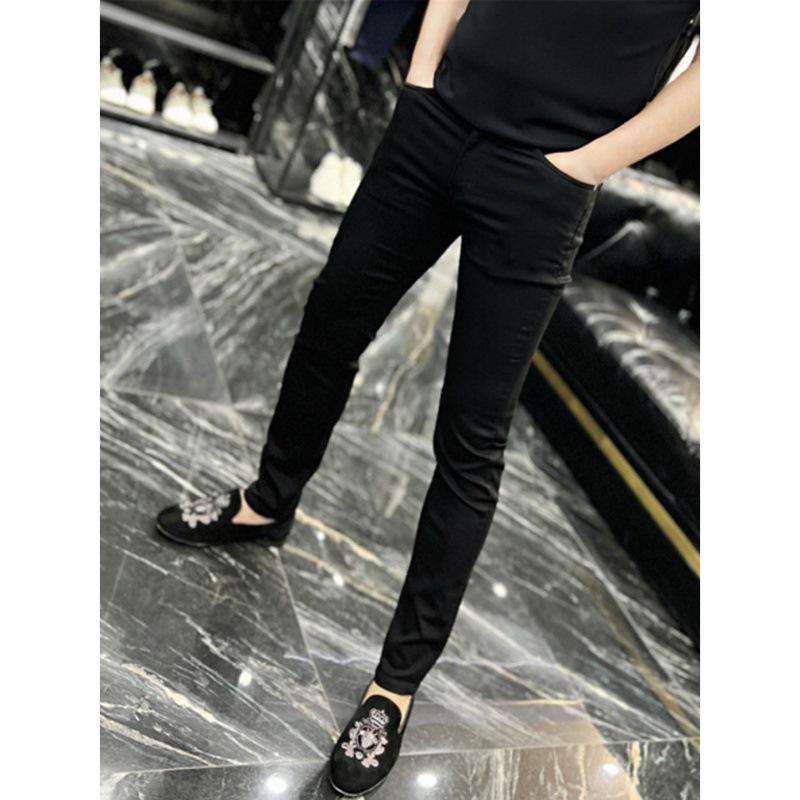 2024 Trendy Men's Black Slim-Fit Jeans: High-End European Business Casual