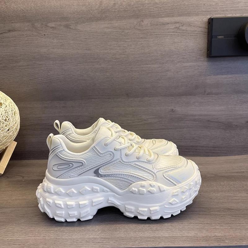 Neue, dicksohlige, höhenvergrößernde, zierliche, modische und vielseitige Casual-Sneaker-Schuhe für Damen für Sommer und Herbst 2025