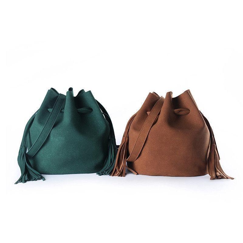 Fashionable Lady Crossbody Bag With Tassel In Trendy Bucket Design