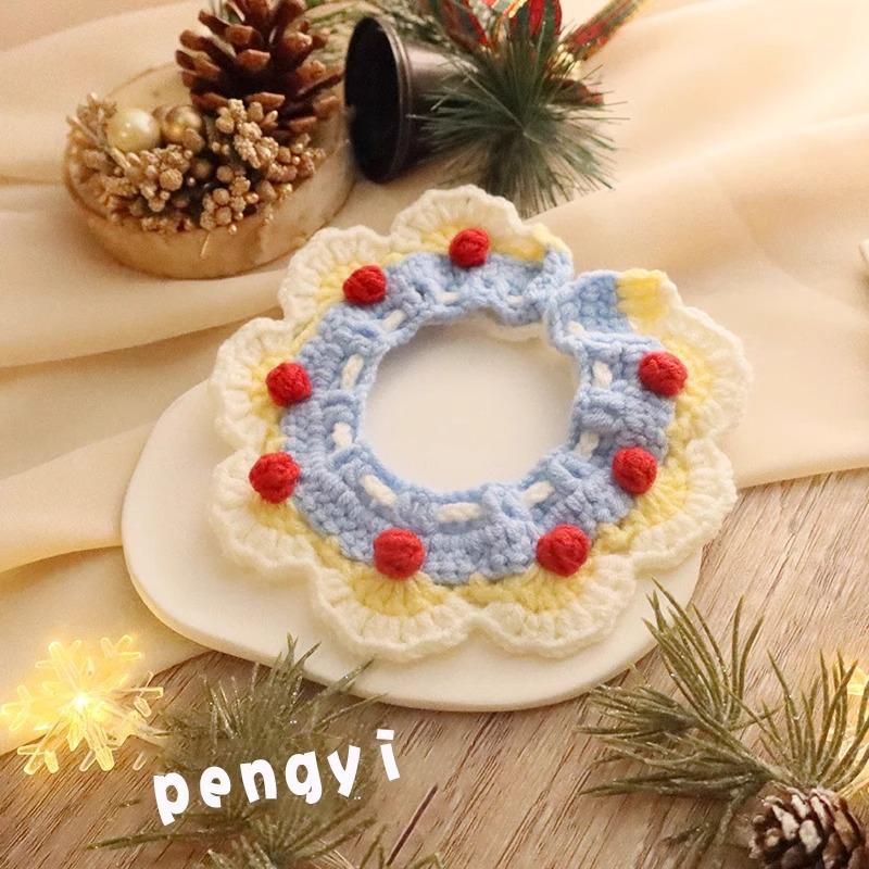 Exclusive Newcomer: Cat & Dog Plush Knit Christmas Snood Collar