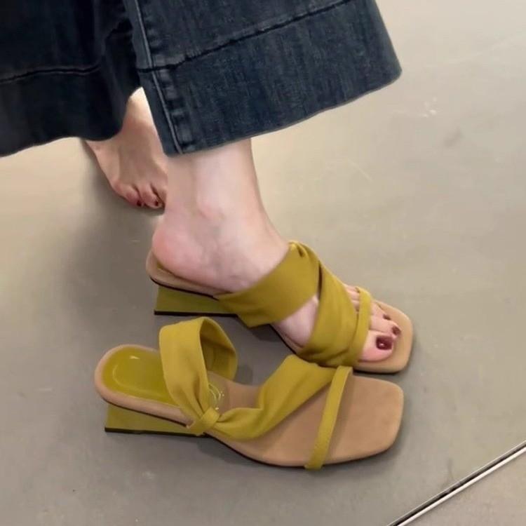 

Retro fashion versatile niche wedge sandals women s summer new square head open-toed high-heeled cool slippers 35