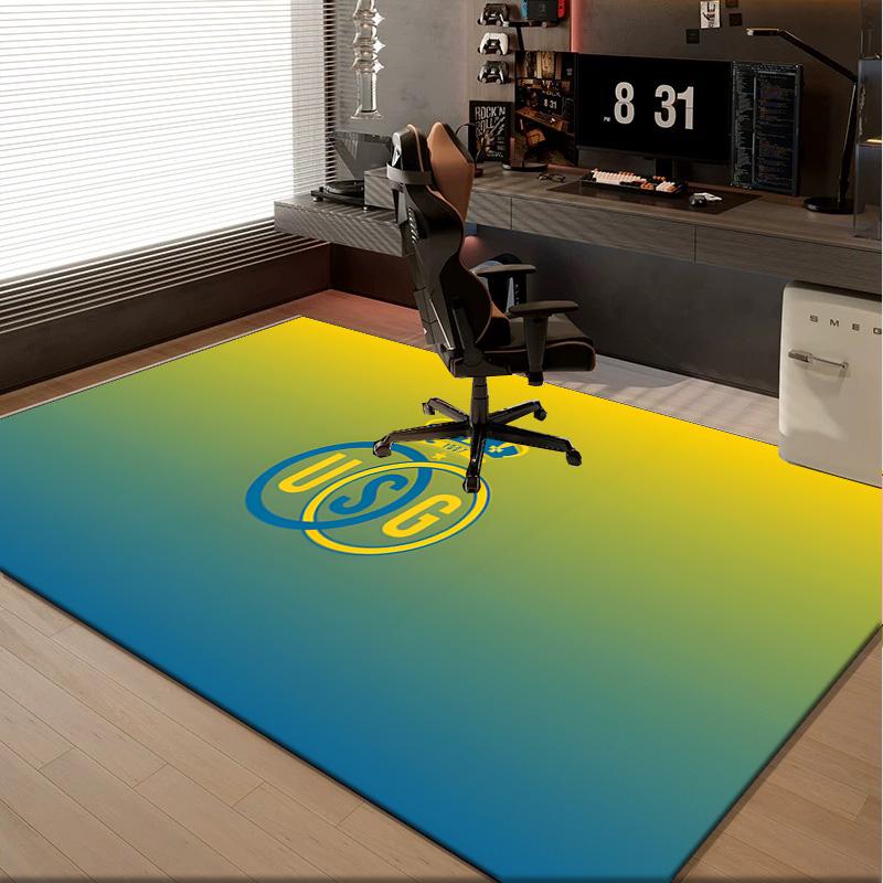 1PC rug Golden Crown Symbol Royale Carpet, Chair Rug,Area Rug for Office Bedroom living rooms bedroom, Doormat decor Christmas fan gifts