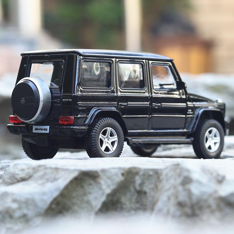 RMZ City 1/36 Mercedes Benz G63 AMG SUV Alloy Car Model Diecast Metal Toy Off-road Vehicle Car Model Simulation Collection Gift