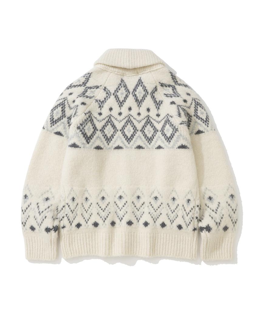 Knitted Bulky Wool Diamond Zip-Up Ivory