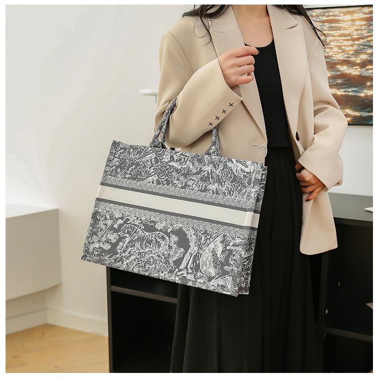 Toamnă/Iarnă 2025 Geantă Tote Canvas Damă de Mare Capacitate cu Broderie Jacquard Chinezesc