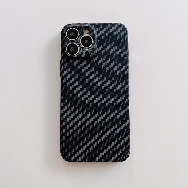 

Противоударный чехол с текстурой углеродного волокна для iPhone 15 14 Pro Max 13 12 11 Pro Max XR X XS, полный ультратонкий защитный чехол для камеры iPhone 13 Pro Max чёрный