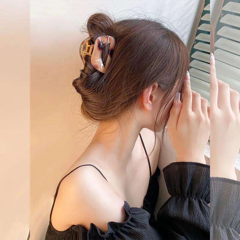 Modische Haarspangen für Frauen 6cm Schöne Hohle Metall-Haarspange Koreanische Beliebte Haaraccessoires