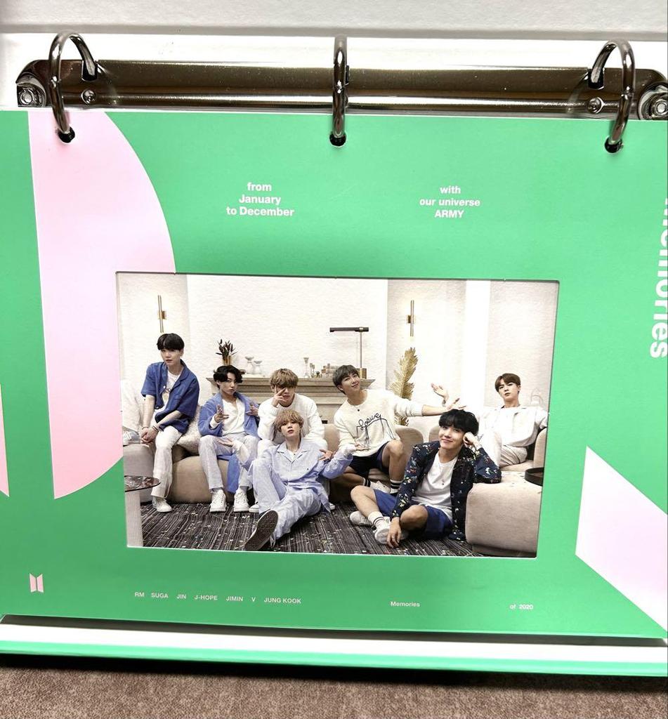 [USED] BTS Memories 2020 DVD with trading cards (Taehyung V)