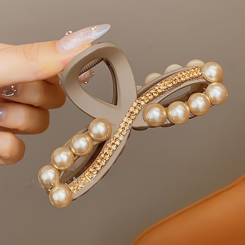 3 Elegant Pearl Medium Claw Clips for Women New Style for 2025 Temperament Hair Clip Shark Clip Light Luxury Headwear Very Suitable for Gifts