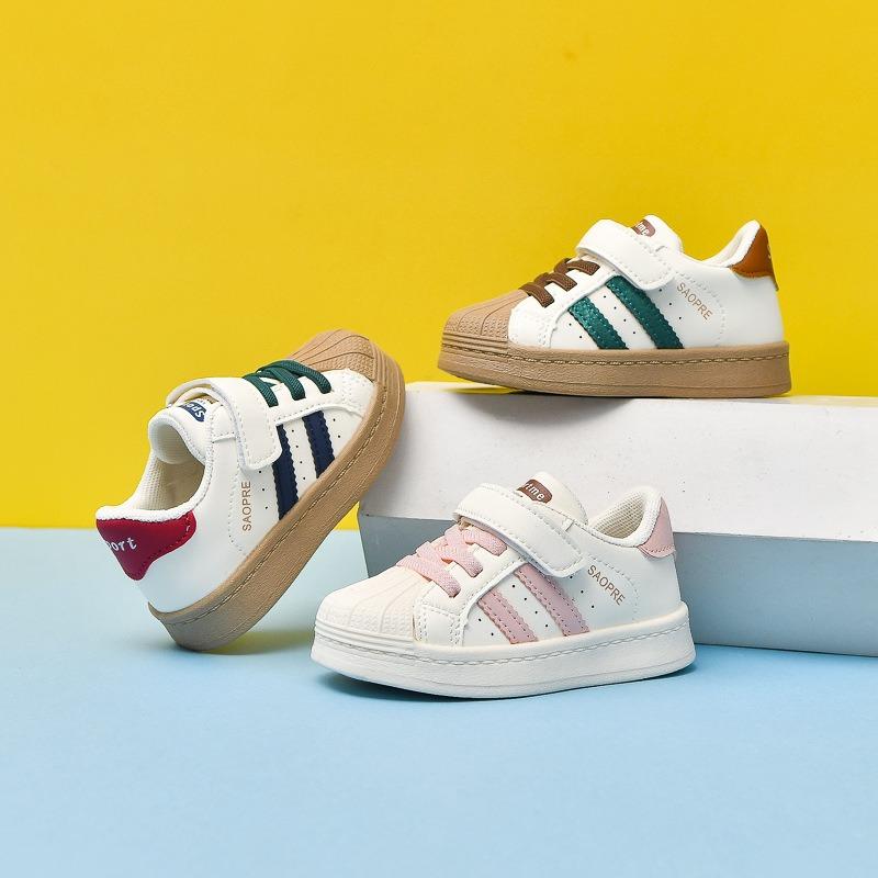 Nouveautés Baskets pour Enfants, Chaussures Décontractées à Bout Coquille pour Enfants, Chaussures pour Bébés et Tout-Petits, Chaussures de Marche & Baskets Blanches.