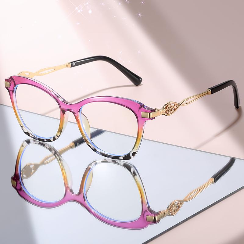 New trend Chic Oversized Cat-Eye Glasses: Black Frame with Gold Accents, Anti-Blue Light Lenses for Trendy Work & Study Wear
