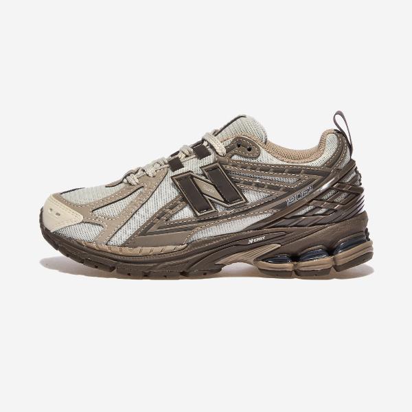 

Кроссовки NewBalance M1906RHD Кроссовки