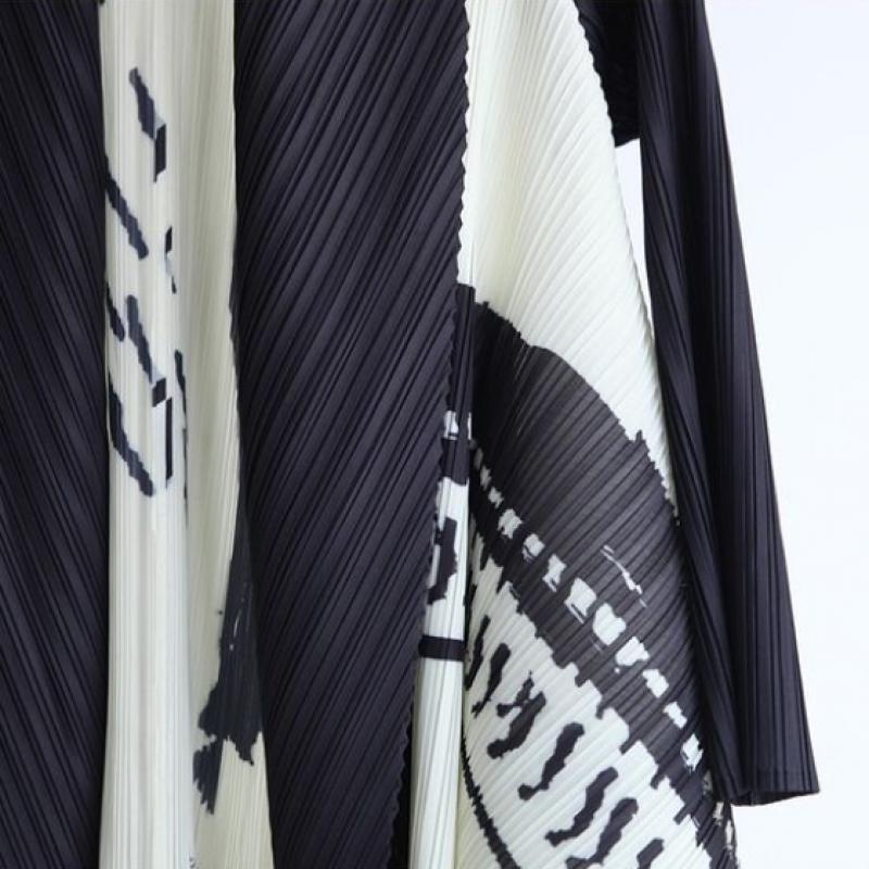Shiz Madam Asymmetrical Pleats Shawl Cardigan J31560