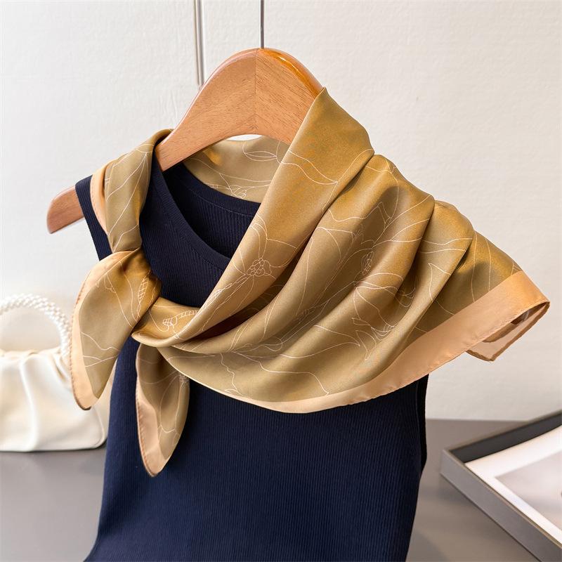 Luxury Simple Designer 70cm Square Scarves Women's Silk Scarf Spring and Summer Bandana Small Hairbands Foulard Shawl