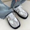 Fashion Tabi Shoes for Men Women Genuine Leather Casual Sports Shoes Lace Up Unisex Suede Low Top Shoes Niche Design Split Toe Senakers