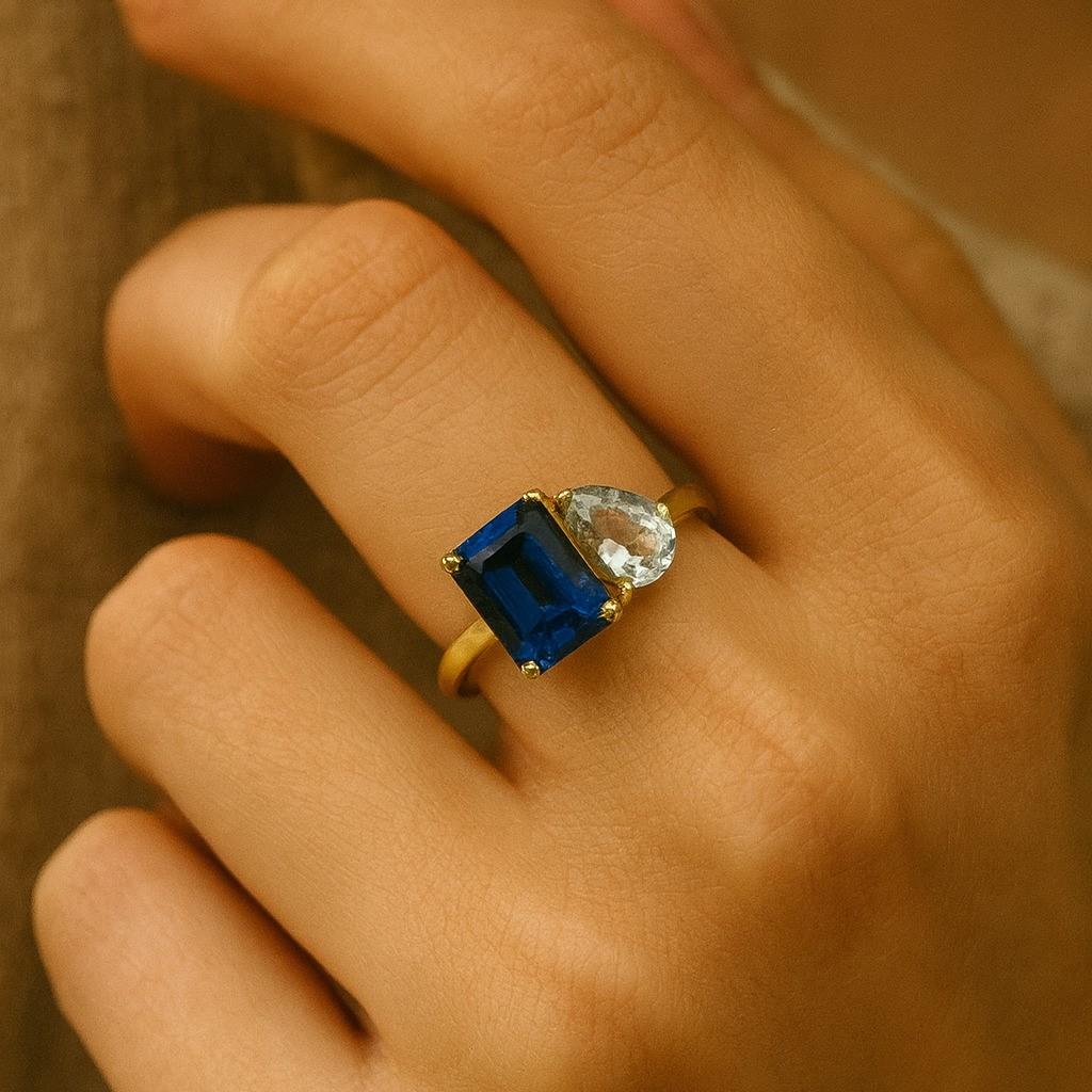 Emerald & Pear Cut Birthstone Ring – Custom Toi Et Moi Vintage Ring for Women | Wedding, Engagement, Anniversary, Promise Gift