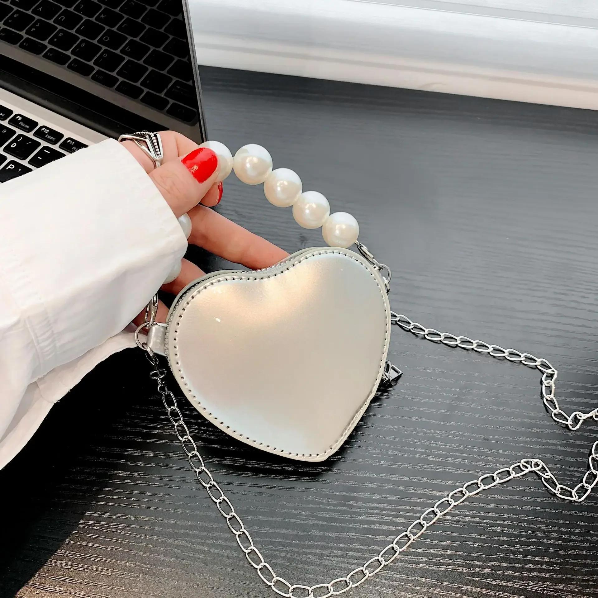 Love Mini Маленькая женская сумка 2024 года, новая высококачественная текстура в форме сердца, маленькая сумка для девочек, сумка-мессенджер на одно плечо в форме сердца, кошелек