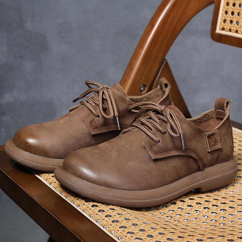 

New first-layer cowhide lightweight bottom front lace-up leather shoes outdoor casual shoes fashion trend women s soft-soled shoes 2502 41 коричневий