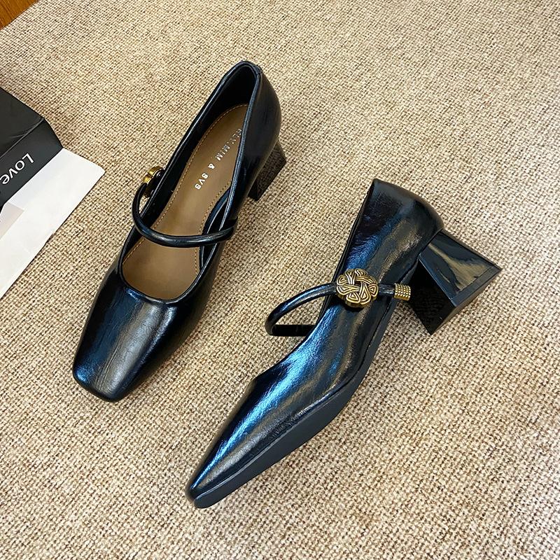 G2322-220 temperament retro Mary Jane shoes women's 2025 new thick-heeled single shoes one-word buckle high heels