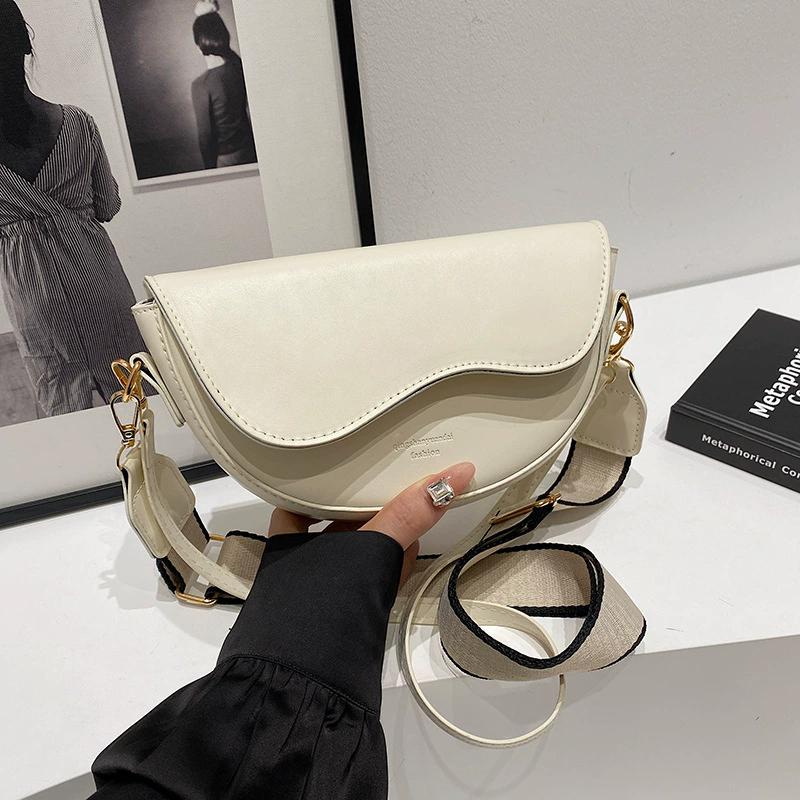 Women's Fashion Saddle Bag Crossbody Bag with Wide Shoulder Strap Casual Versatile Commuter Bag for Daily Fall Winter Christmas Gift