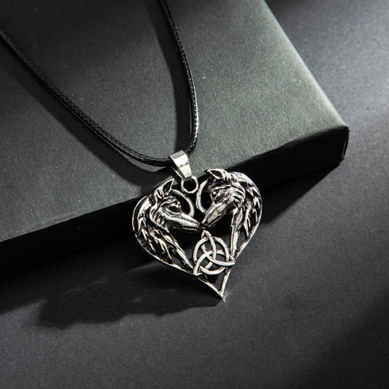 

Кельтский Эльфийский Кулон Волк Ожерелье Ожерелье в форме сердца для пары волков Подарок для пары