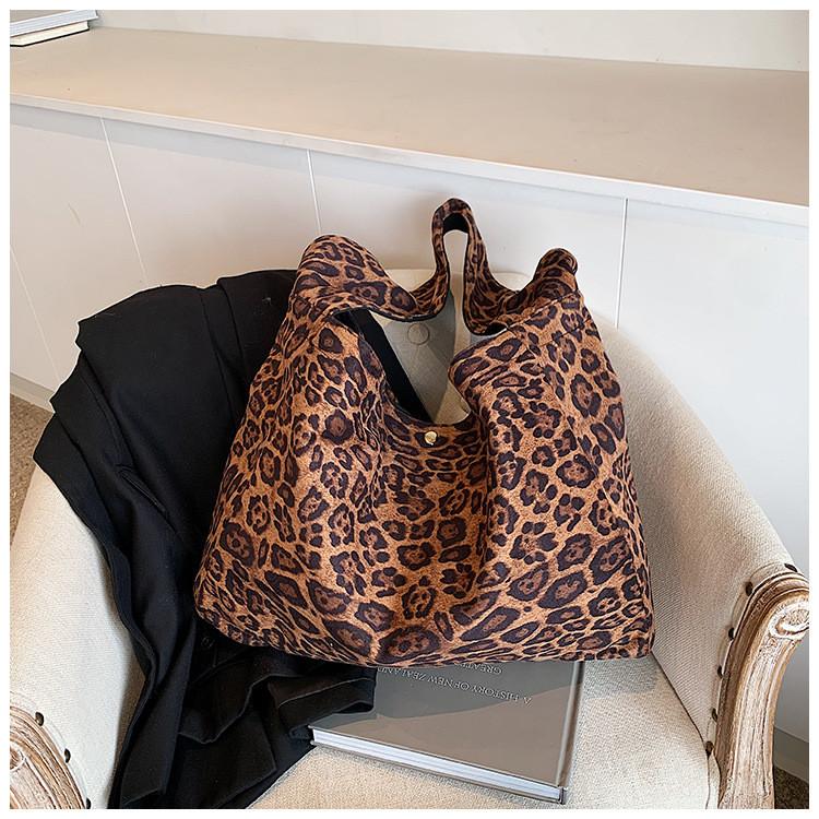 Ielgy Autumn Winter Leopard Print Large-Capacity Bag Casual Commuter Shoulder Loose Tote Bag