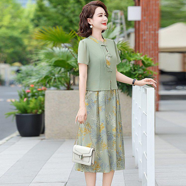 Elegant Summer Dress for Women 2026: Short Sleeve, Slimming Printed Skirt for Middle-Aged and Elderly Moms