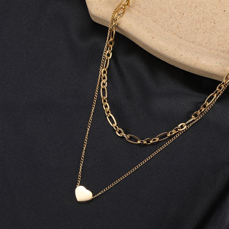 Trendy European-American Titanium Steel Clavicle Necklace - High-End Niche Design for Versatile, Light Luxury Wear