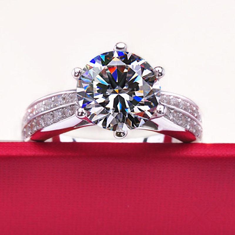 Elegant Women European And American Luxury Wedding Engagement Ring In White Gold