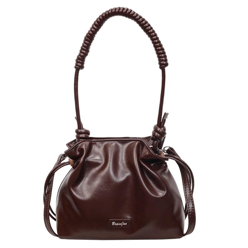 This Year's Popular Small Bag Women's Autumn and Winter Retro 2025 New Niche One-shoulder Messenger Bag Pleated Bucket Bag