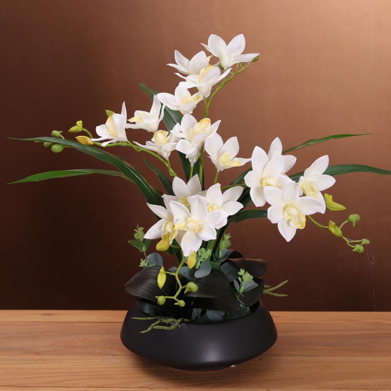 Umelé kvetinové aranžmán s orchideou Cymbidium pre obývaciu izbu, jedálenský stôl alebo na vystavenie na TV skrinke