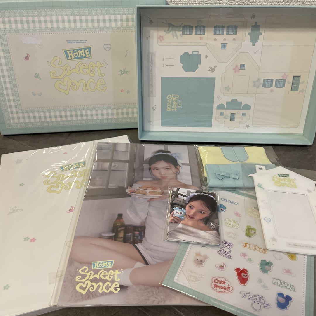 

[USED] TWICE ONCE 5th Generation FC Membership Bonus Full Set