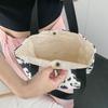 Women's Literature Art Small Fresh Handheld Convenience All Match Snack Shoulder Bags