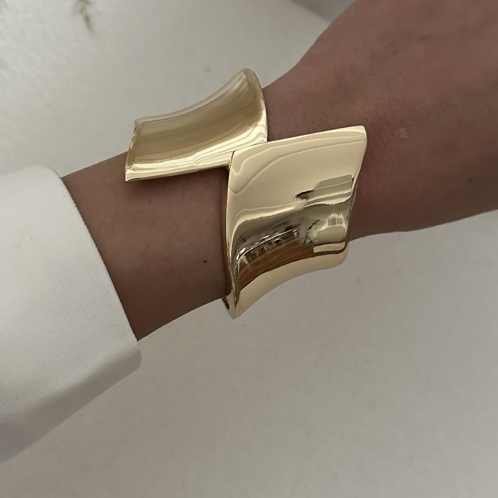 Exaggerated Wide Cuff Bangles Punk Gold Silver Color Geometric Metal Large Bangles for Women Bracelets Men Luxury Jewelry Gift