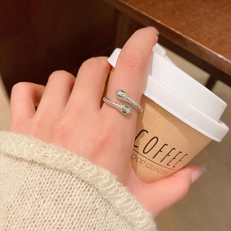 Flash Diamond Spirit Snake Ring Women's Light Luxury Niche Design Sense Two-headed Snake Index Finger Ring Birthday Year Jewelry